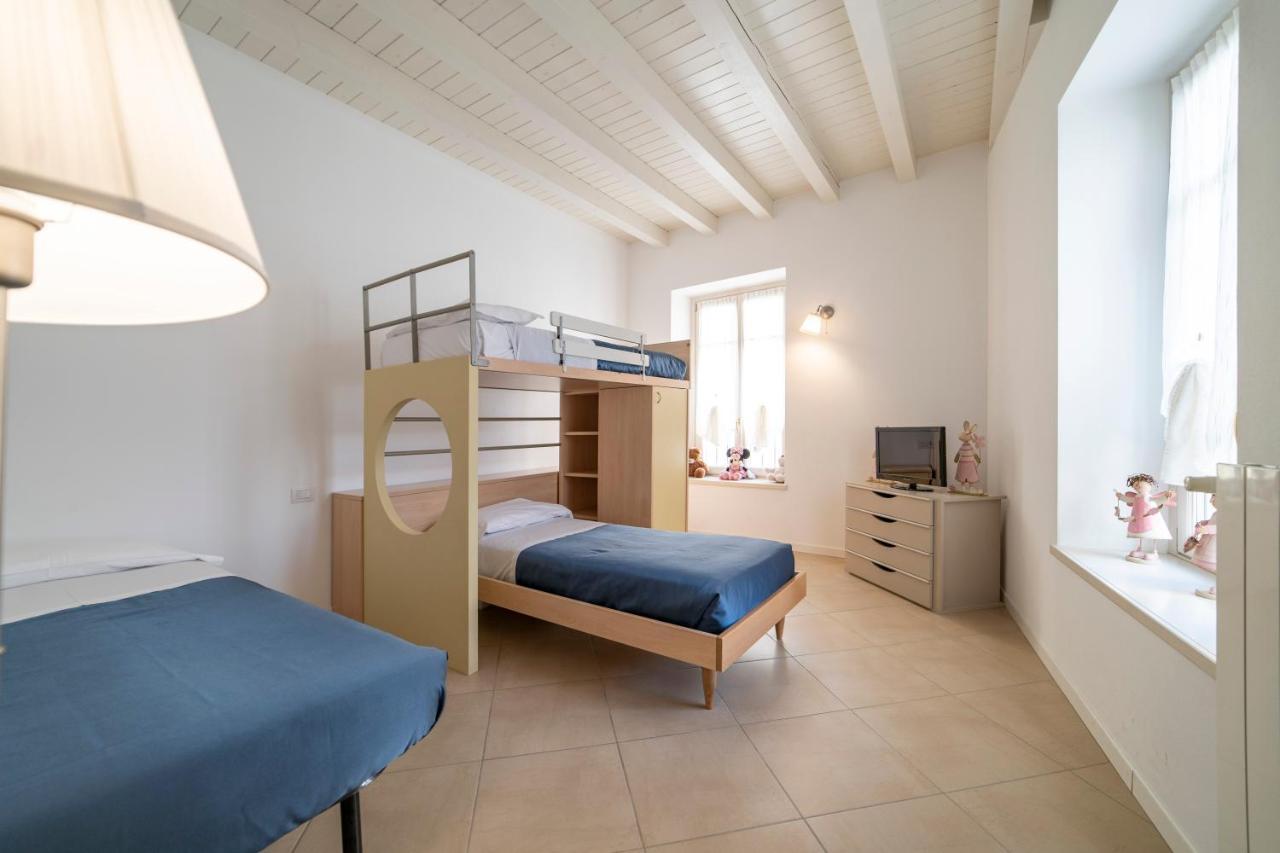 Albergo Diffuso Vulcano Village Castro  Exteriör bild