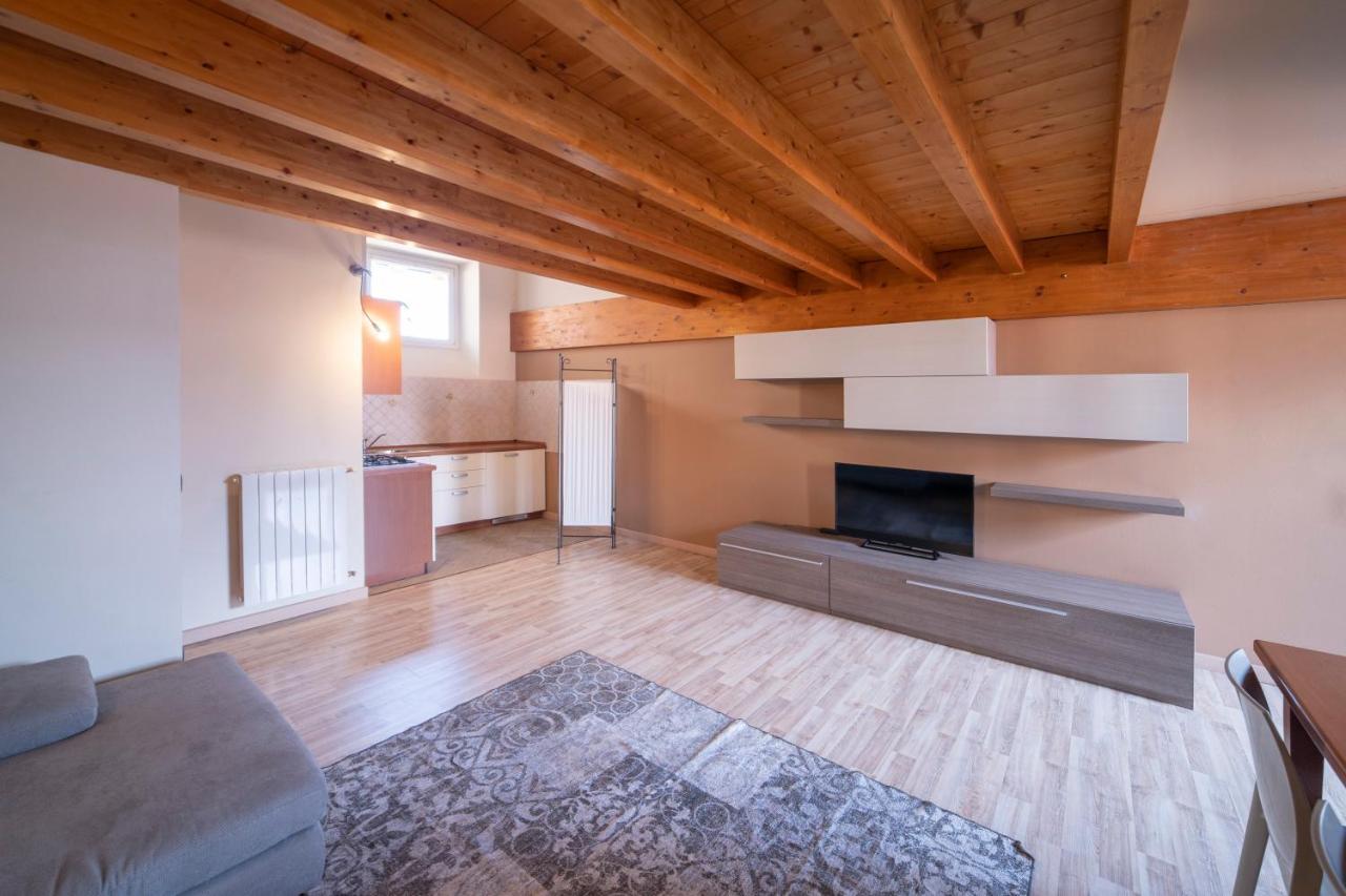 Albergo Diffuso Vulcano Village Castro  Exteriör bild