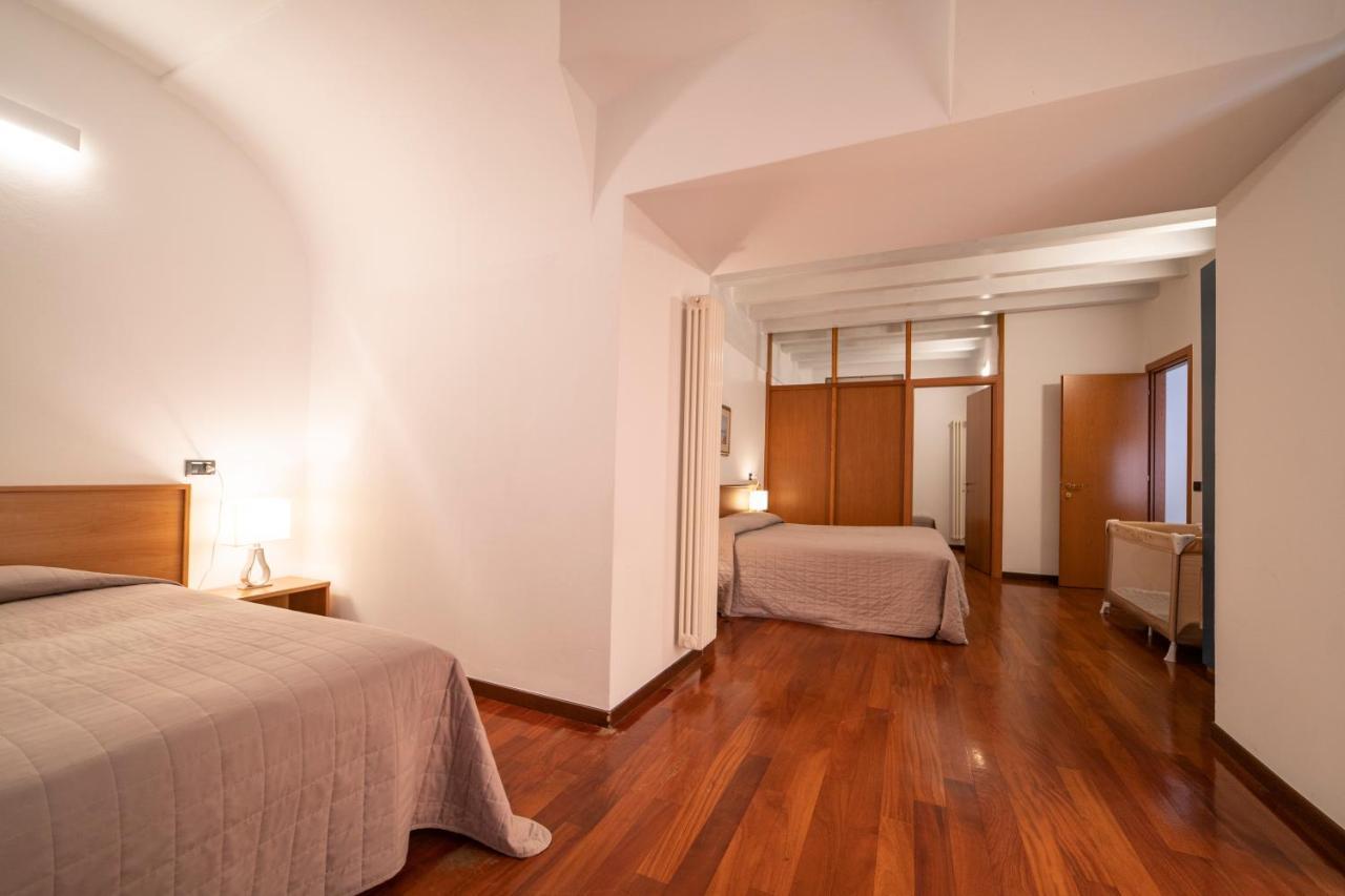 Albergo Diffuso Vulcano Village Castro  Exteriör bild