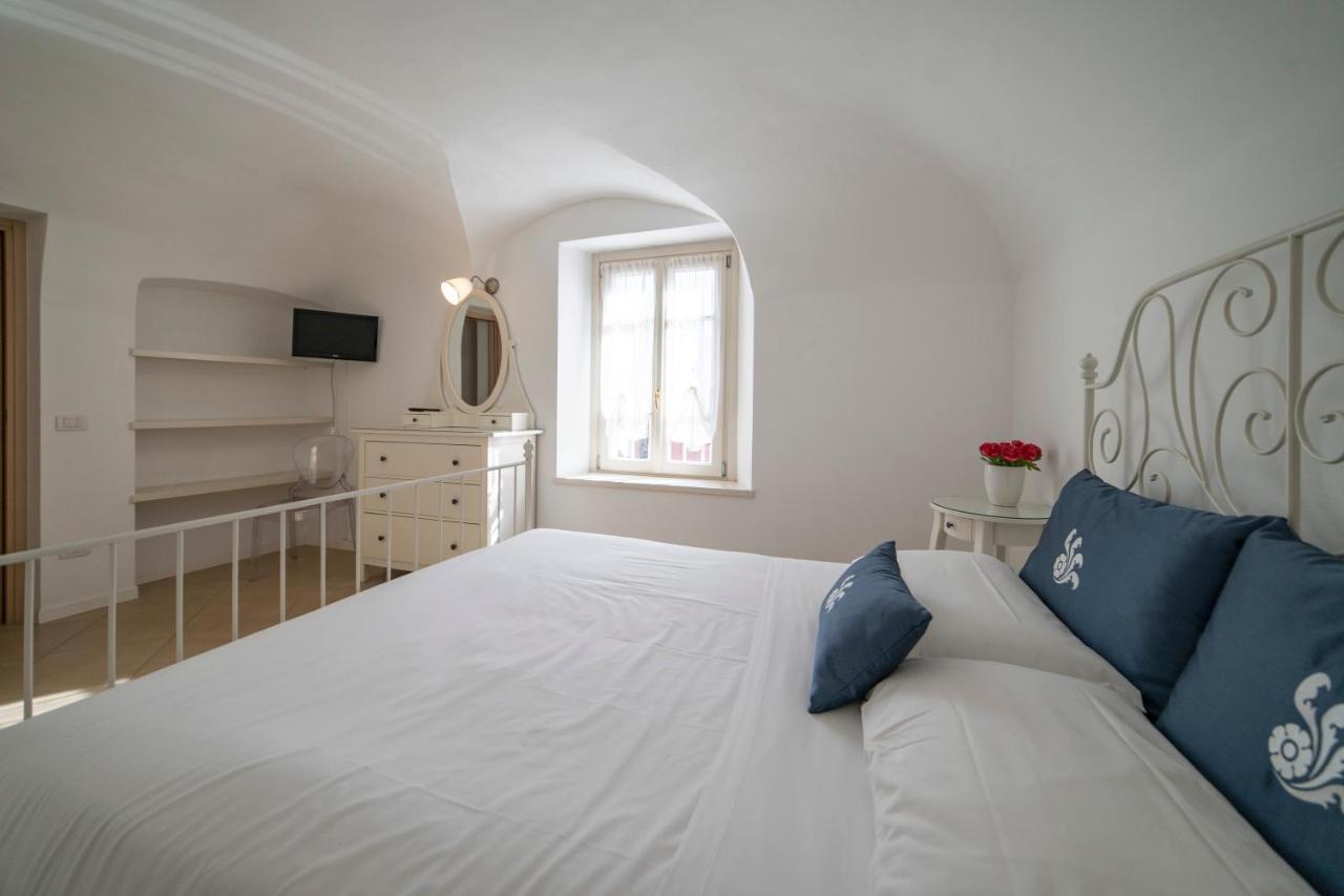 Albergo Diffuso Vulcano Village Castro  Exteriör bild