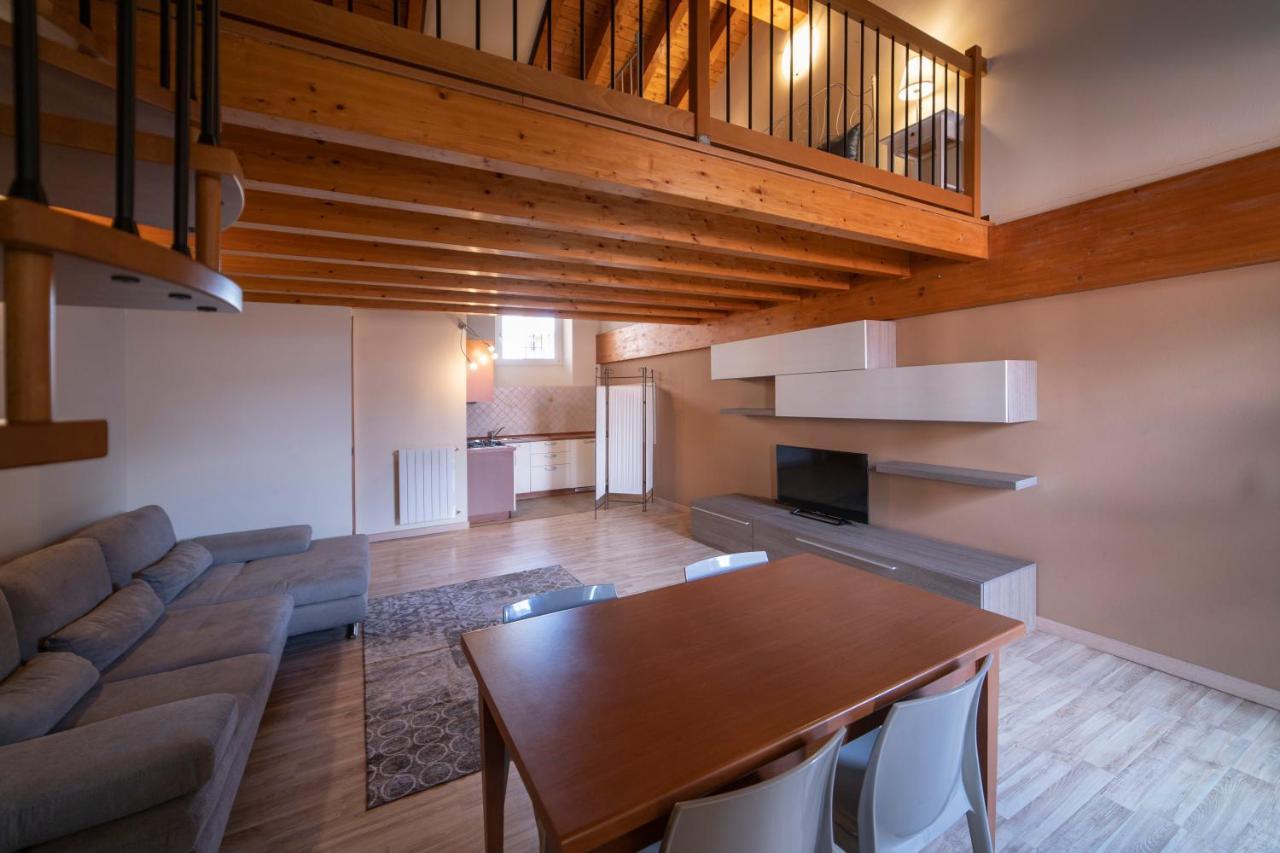 Albergo Diffuso Vulcano Village Castro  Exteriör bild