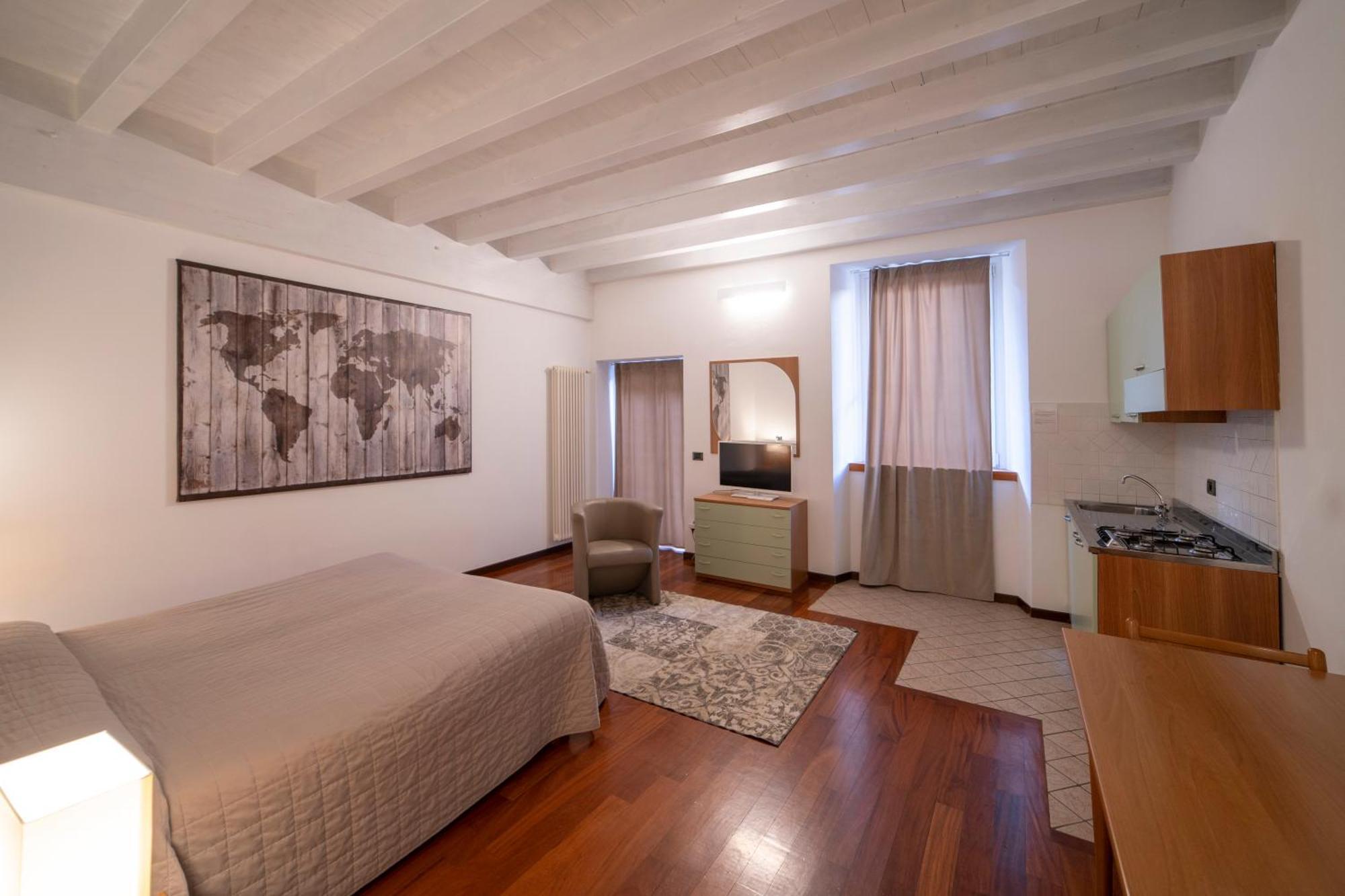 Albergo Diffuso Vulcano Village Castro  Exteriör bild