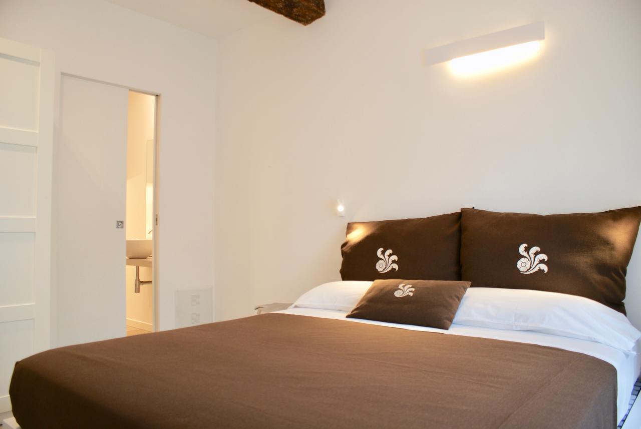 Albergo Diffuso Vulcano Village Castro  Exteriör bild